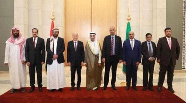 أول اجتماع بين أعضاء مجلس القيادة الرئاسي اليمني في الرياض