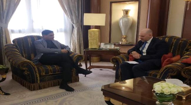 البحسني يؤكد أن مجلس القيادة الرئاسي سيشكل نقطة تحول نحو تطبيع الأوضاع ومواجهة التحديات