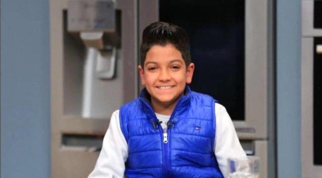 شاهد بالفيديو: بعد "الغزالة رايقة".. محمد أسامة يغني "أنت مدرسة" لـ نسرين طافش في "جوقة عزيزة"