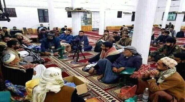 بيوت الله تتحول إلى مجالس لمضغ القات شمال اليمن 