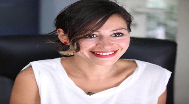 منة شلبي تحصل على حكم بحبس ممرضتين بتهمة الإهمال في رعاية والدتها