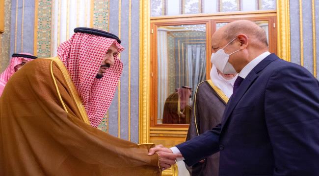 استقبال رسمي وكبير لأعضاء مجلس الرئاسة اليمني في السعودية