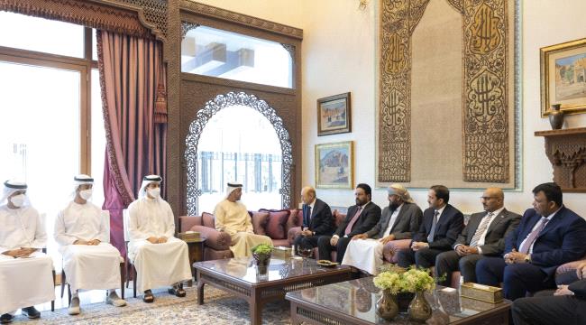 هل تغيّب " الزبيدي " عن لقاء مجلس الرئاسة اليمني بـ" محمد بن زايد " في الإمارات ؟ 
