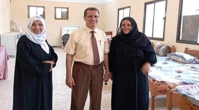 مدير الشؤون الاجتماعية بعدن يطلع على مراكز المكتب في البريقة