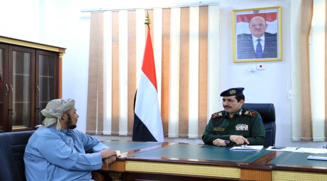 الوزير حيدان يلتقي محافظ سقطرى للاطلاع على الأوضاع الأمنية بالمحافظة   