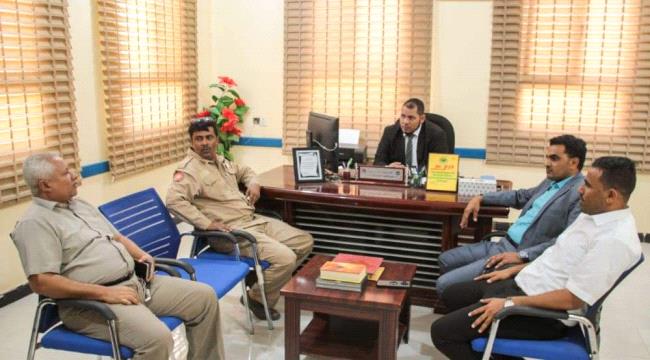 محافظ سقطرى يدشن العام الدراسي الجديد بالجزيرة