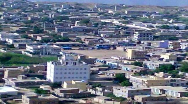 الضالع.. أبناء الحصين يبادرون لدعم المعلمين تشجيعاً للتعليم