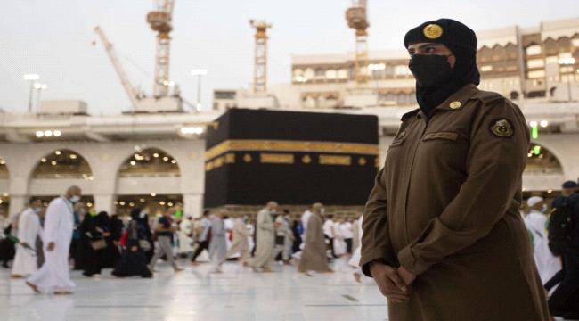 السعودية تلغي شرط "عصبة النساء" للنساء الراغبات في أداء العمرة