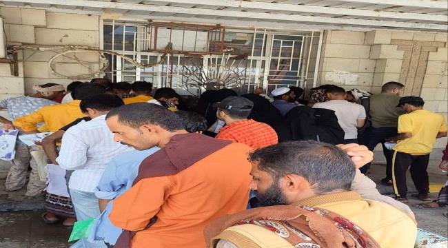 مشهد مؤلم لطلاب في جامعة عدن