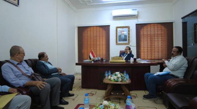 وزير الصحة يطلع على الأوضاع الصحية في الضالع ويناقش إمكانية تعميم تجربة التأمين الطبي للجرحى