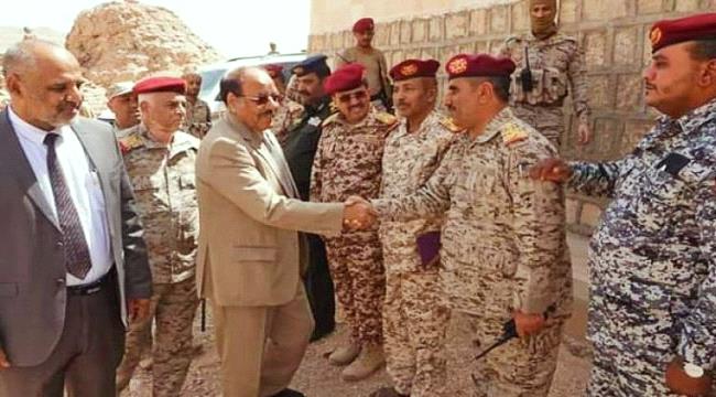 بينهم «أبو عوجاء» .. قيادات عسكرية وقبلية تعقد لقاء سري مع الحوثي غرب مأرب