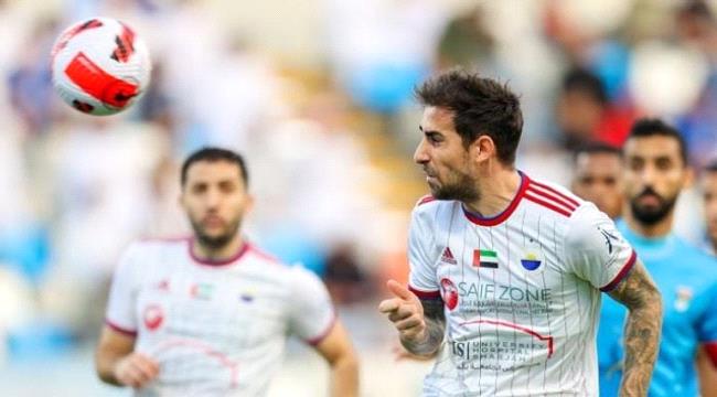 الدوري الإماراتي.. الشارقة يخطف الصدارة وسقوط الوحدة وشباب الأهلي