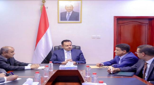 معين وبن بريك والشماسي على طاولة واحدة في معاشق