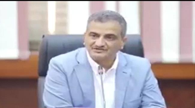 محافظ عدن يخرج عن صمته : 4 أشهر لم تقدم الحكومة شيئا للكهرباء.. ولن نسكت - فيديو
