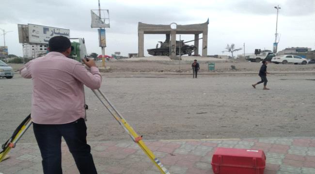 البدء بتنفيذ مشروع طريق حيوي في عدن