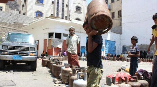 مواطنون : تقليص حصتنا من الغاز المنزلي واعطائها لأصحاب المطاعم