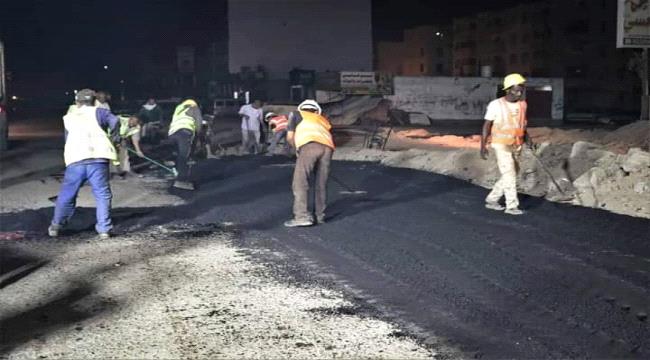 إنجاز سفلتت بعض الشوارع الرابطة في عدن