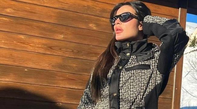 نادين نجيم تلفت الانظار برقصتها العفوية فوق الثلج مع ولديها وابنتها