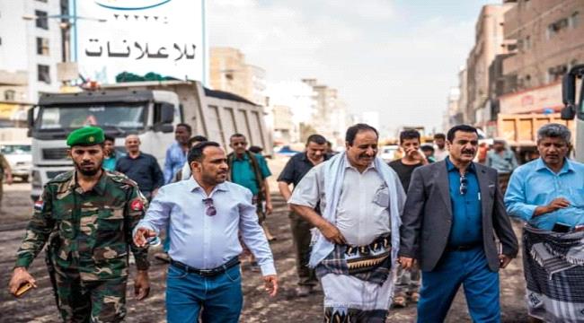 مدير عام المنصورة يشيد بدور القطاع الخاص في تحسين البنية التحتية والنهوض بالخدمات