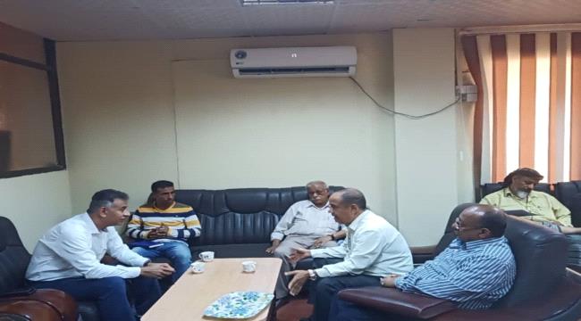 مدير مديرية المعلا يزور رئيس المصائد السمكية بوزارة الأسماك