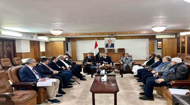 رئاسة مجلس الشورى تبارك انتصارات أبطال ألوية العمالقة والجيش الوطني في محافظة شبوة