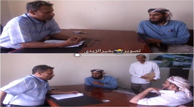 محافظ أبين يناقش مع مدير كهرباء لودر تحسين مستوى توليد الطاقة