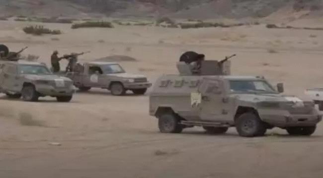 ألوية العمالقة تستهدف مواقع المليشيات الحوثية شمال مدينة حريب في مأرب وتحاصر المديرية من ثلاثة محاور