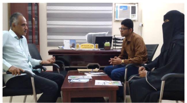 رئيس نقابة المهندسين اليمنيين-فرع حضرموت يلتقي مشرف شابتر  SPE بكلية الهندسة والبترول بجامعة حضرموت. 