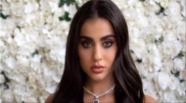 الفاشينيستا الدكتورة يومي تنفعل على متابعة طالبتها بـ"تجميل أنفها"