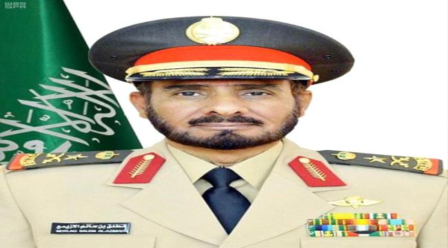 الفريق " الأزيمع " يجتمع بالقيادات العسكرية اليمنية وقوات التحالف