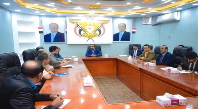 محافظ شبوة يعلن عن موافقة أولية من الصندوق السعودي لتمويل مبنى مشروع جامعة شبوة