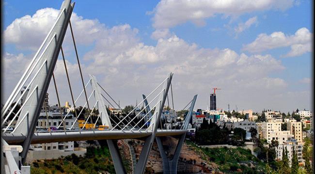 مصرع شاب سوري ألقى بنفسه من أعلى جسر بالأردن