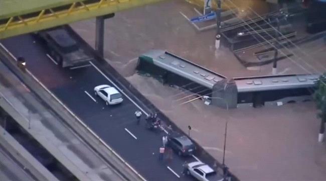 الأمطار تقتل 19 شخصًا في ولاية برازيلية