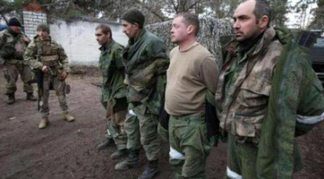 أوكرانيا تطالب روسيا بمعاملة أسرى الحرب بشكل إنساني