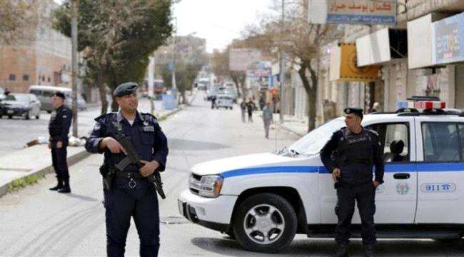 جريمة بشعة .. امرأة تخنق طفليها حتى الموت