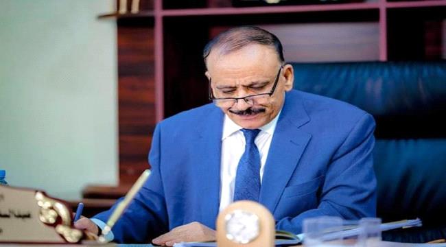 نقابة عمال وموظفي هيئة النقل البري ترحب بقرارات الوزير "حميد" 
