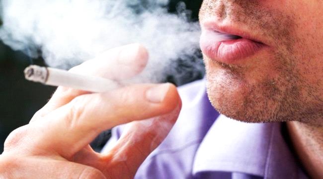 التدخين يزيد خطر إصابة الرجال بأمراض نسائية