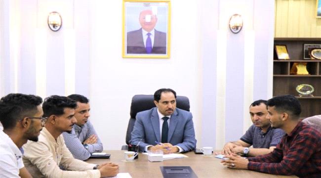 وزير الشباب والرياضة يناقش مع قيادة اتحاد طلاب جامعة عدن تفعيل النشاط الرياضي والشبابي 