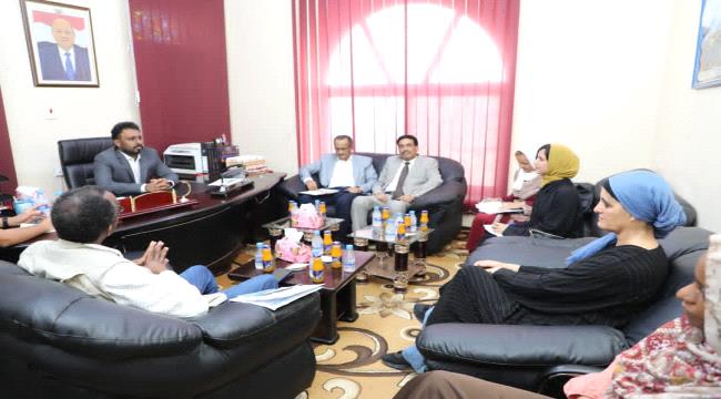 وفداً أوروبياً يزور حضرموت (تفاصيل )