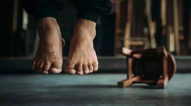 مراتي انتحرت.. الطب الشرعي يميط اللثام عن جريمة زوجية مروعة