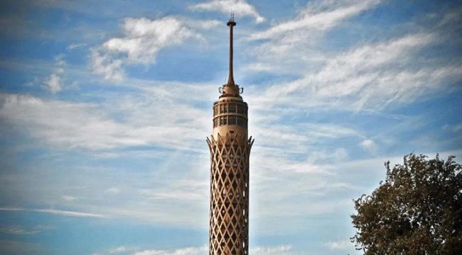 واقعة مأساوية جديدة.. شاب ينتحر من أعلى برج القاهرة