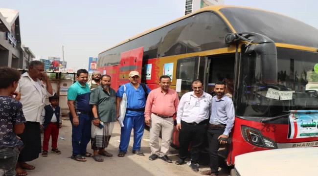 رئيس هيئة النقل البري يتفقد تسيير اولى رحلات الحج برًا