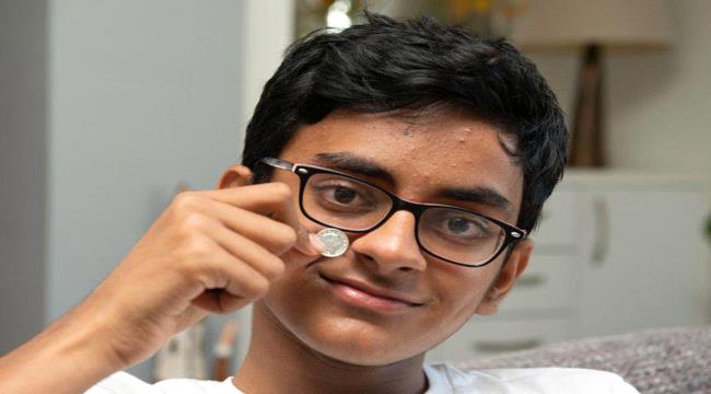 بعد 10 سنوات.. شاب يعثر على مبلغ مالي في أنفه