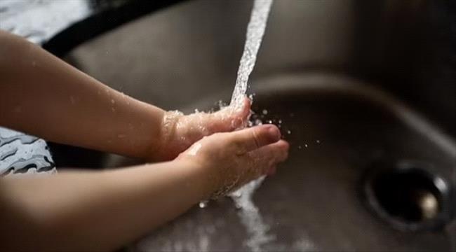 وضع الحروق تحت الماء 20 دقيقة يساعد على الشفاء