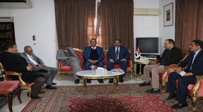 وزير الداخلية يزور سفارة بلادنا بجمهورية تونس