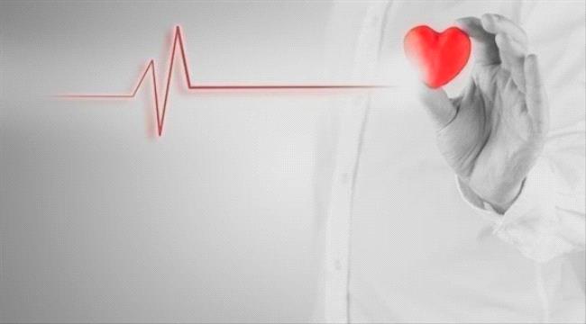 طرق التعامل مع خفقان القلب أثناء الاستلقاء للنوم