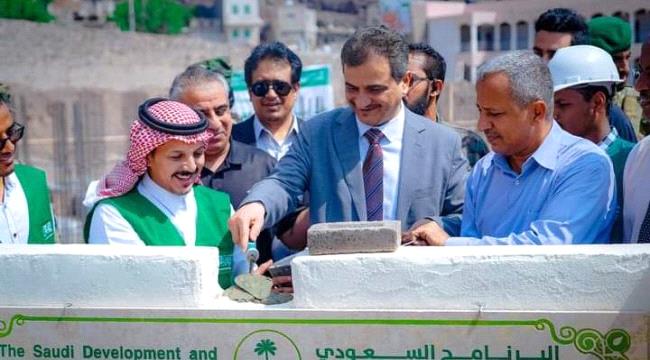المدخلي: تشغيل مستشفى عدن بطاقة 250 سريرا قريبا