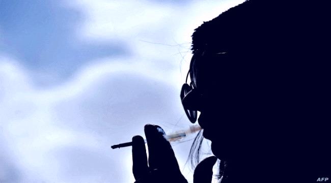 أغرب حكم قضائي.. طلاق وإرجاع المهر كاملاً من زوجة مدخنة في السعودية