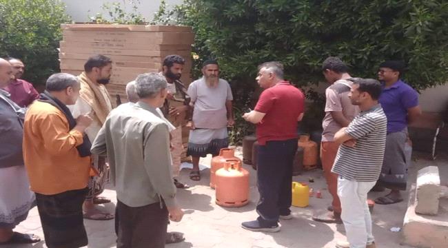 ضبط اسطوانات غاز لمطاعم في المعلا مخالفة لتوجيهات السلطة المحلية