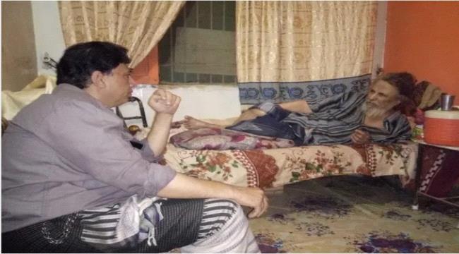 مسؤول محلي يزور المناضل العمودي 